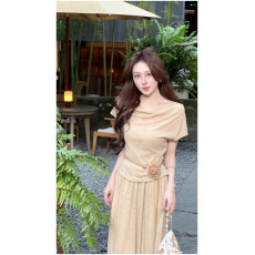 批发<b class='q'>夏</b>季温柔气质慵懒风荡领一字领多种穿搭套装显瘦短袖花朵皮带女