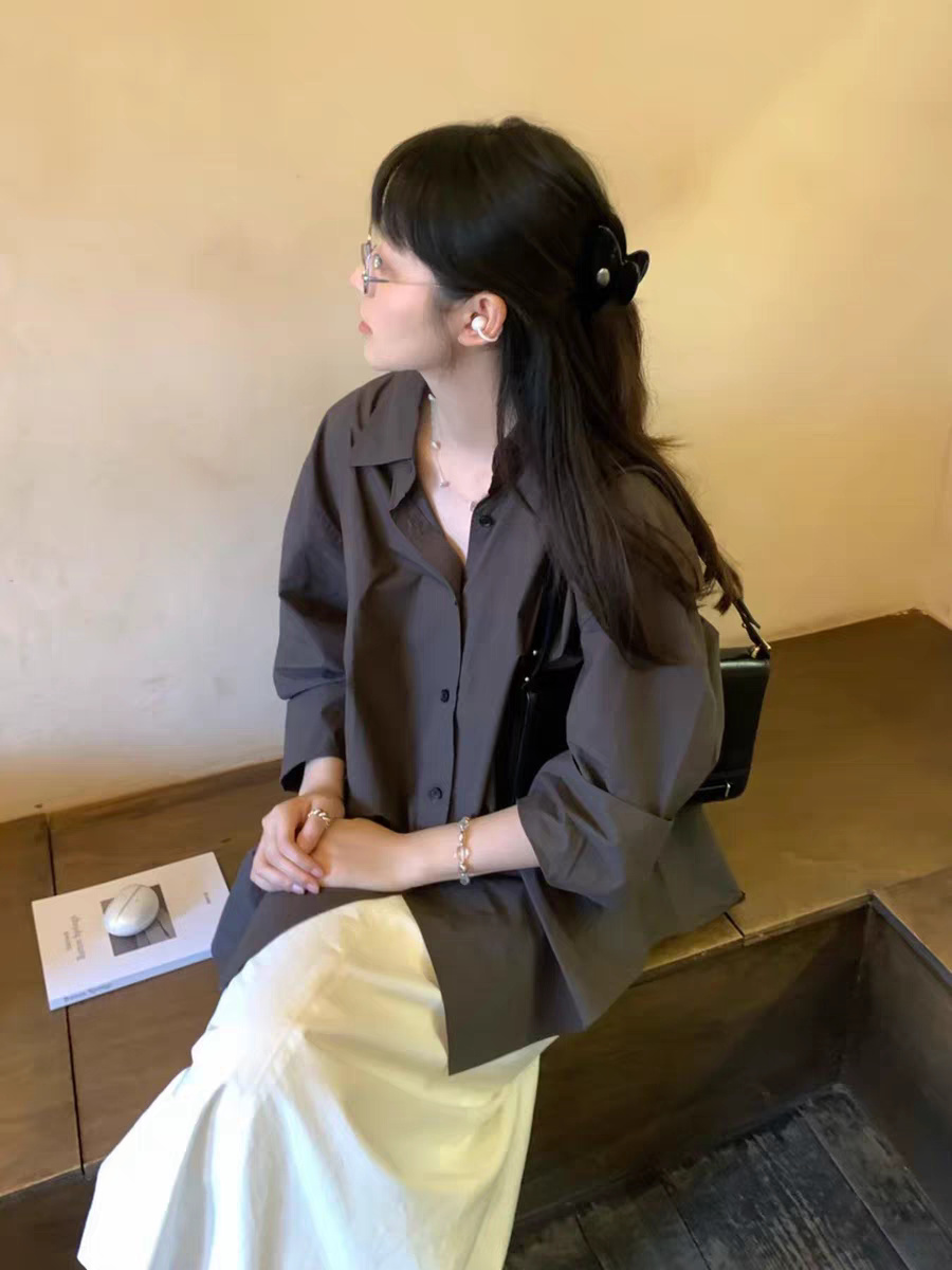 한 부서 레트로 느긋한 느슨함 센스 긴팔 셔츠 여성 코트 2025 봄 가을 외부 가져 가라. 캐주얼 품격 셔츠 맨위
