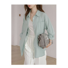淡绿色微皱长袖衬衫女2026春夏新款休闲落肩气质翻领上衣衬衣