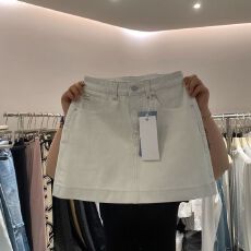 批发白色牛仔半身裙女夏季2025新款高腰韩版百搭收腰显瘦休闲牛仔短裙