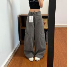 批发设计感灰色工装裤女宽松显瘦显高牛仔裤个性弯刀裤辣妹百搭阔腿裤