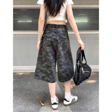 批发美式高街迷彩牛仔裤女2026年夏季新款休闲中裤阔腿七分裤短裤子