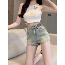 批发时尚休闲2026年修身显瘦牛仔弹力包臀短裤女夏季美式皮牌装饰直筒