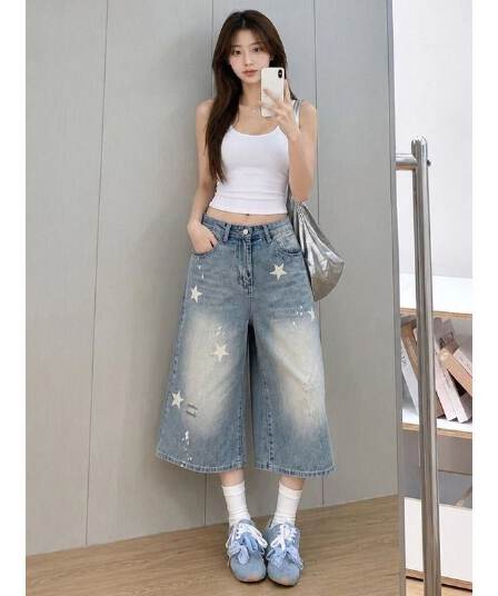 작은 키 하늘색 캐주얼 별 프린트 찢어진 부분 워싱 스트레이트 데님 반바지 여성 여름 찢어진 7부 바지