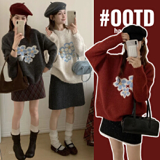 批发实拍孕妇花朵提花圆领毛衣女上衣<b class='q'>冬</b>季新款韩系宽松显瘦保暖针织衫