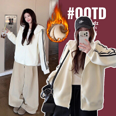 实拍新年孕妇装外套秋冬装2026新款休闲宽松保暖加厚加绒开衫上衣