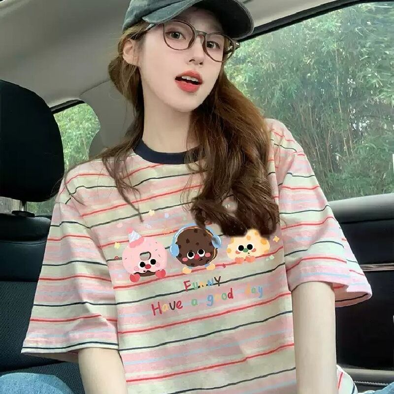 출산 착용 스트라이프 반팔 티셔츠 2026 새로운 여름 아메리칸 재미있는 만화 프린트 디자인 센스 루즈핏 맨위
