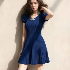 批发2026年夏季女装韩系网球服洋气休闲时尚运动风藏青色薄针织<b class='q'>连衣裙</b>