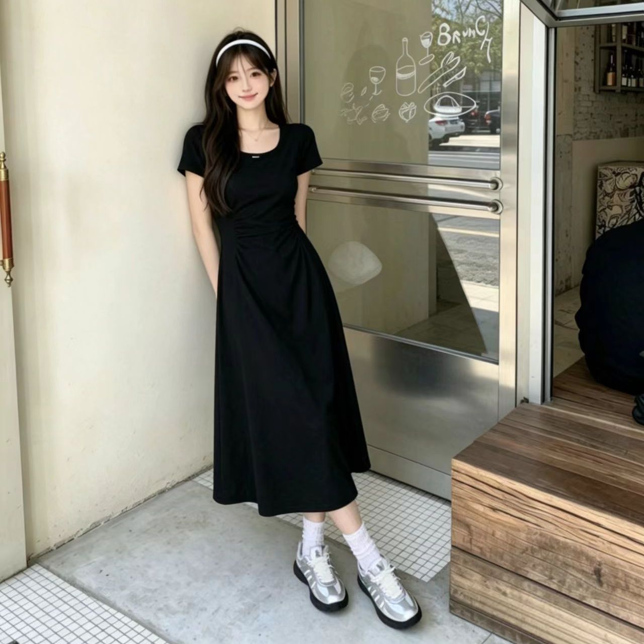 프랑스식 광장 칼라 허리 수축 주름 반팔 아름다운 여성 드레스 2026 새로운 여름 고유 한 아름다운 작은 치마