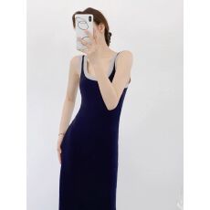 批发撞色针织2026夏季新款<b class='q'>复古</b>吊带<b class='q'>连衣裙</b>女高级感休闲气质慵懒长裙子