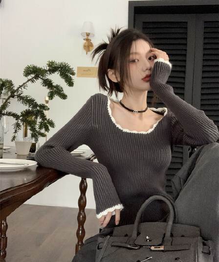 프랑스식 작은 샤넬 스타일 라운드 넥 레트로 품격 배색 몸매 가꾸기 만나는 맨위 쇼트 스타일 인사이드 가져 가라. 니트