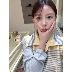批发两件套甜美可爱条纹翻领软糯针织马甲背心毛衣女学生+长袖T恤上衣