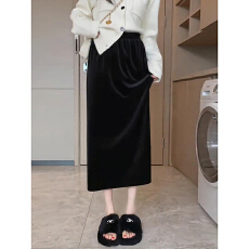 批发金丝绒半身裙女春秋冬新款高级感<b class='q'>百搭</b>显瘦小个子直筒加绒包臀裙子