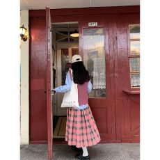 批发小众粉色迷雾格纹<b class='q'>半身裙</b>学院风春秋冬新款中长款A字裙百褶裙