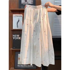 批发甜美花朵刺绣白色a字半身裙女夏季2026新款高腰<b class='q'>中长款</b>大摆伞裙子