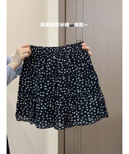 검정색 꽃무늬 미니 스커트 여성 여름 새로운 하이웨이스트 표지 고기 슬림해 보이는 배 모양 몸 한 마디 케이크 달콤함 반신 스커트