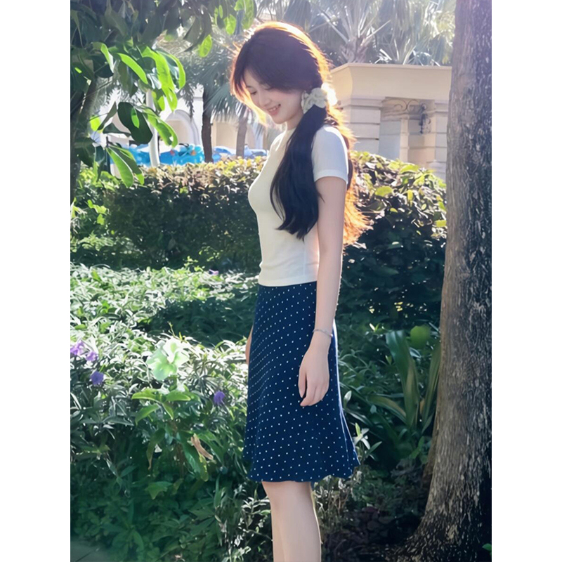 여름 치마 세트 도트 무늬 반 스커트 여성 긍정적 인 어깨 반팔 초여름 고유 한 아름다운 한 부서 ootd 전체 집합
