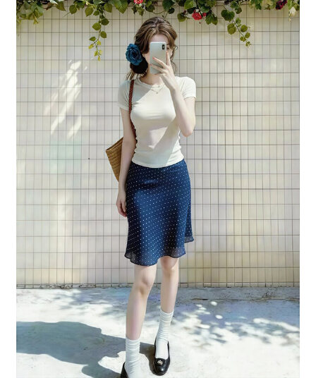 순수한 욕망 바람 캐주얼 스포츠 슈트 소녀 여름 몸매 가꾸기 반팔 티셔츠 도루 센스 도트 무늬 반신 중간 스커트 투피스 세트