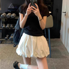 批发法式白色花苞<b class='q'>半身裙</b>女夏季2026年新款纯欲甜美小个子A<b class='q'>字</b>蓬蓬短<b class='q'>裙</b>
