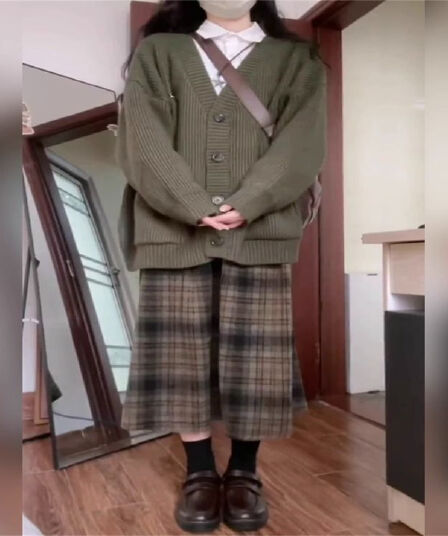 군용 녹색 스웨터 느긋한 바람 여성 가을 겨울 2026 새로운 루즈핏 고유 한 맨위 슈퍼 잘 생긴 학원 스타일 투피스 세트