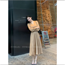 批发法式轻熟风绑带缎面小众长袖<b class='q'>连衣裙</b>设计感轻奢长裙