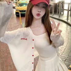 批发曾小咸 韩系白色薄款防晒针织开衫女夏季外搭罩衫<b class='q'>短外套</b>上衣