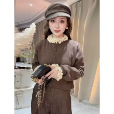 批发灰色花边领单排扣毛衣女2026<b class='q'>秋</b>季新款小香风小众独特漂亮减龄上衣