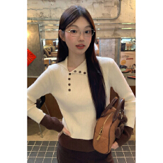 批发实拍韩系<b class='q'>假两件</b>杏色翻领<b class='q'>针织衫</b>女冬季内搭长袖设计感修身打底上衣