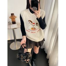 批发自留款推荐~卡通小马圆领针织马甲<b class='q'>背心</b>女冬季新款温柔风叠穿上衣