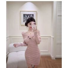 批发小岚同学粉墨温香法式温柔千金风修身一<b class='q'>字</b>肩针织<b class='q'>连衣裙</b>包臀裙