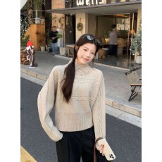 批发乌77气质通勤绞花半高领针织衫上衣女冬高级感蝙蝠袖<b class='q'>宽松</b>收腰毛衣