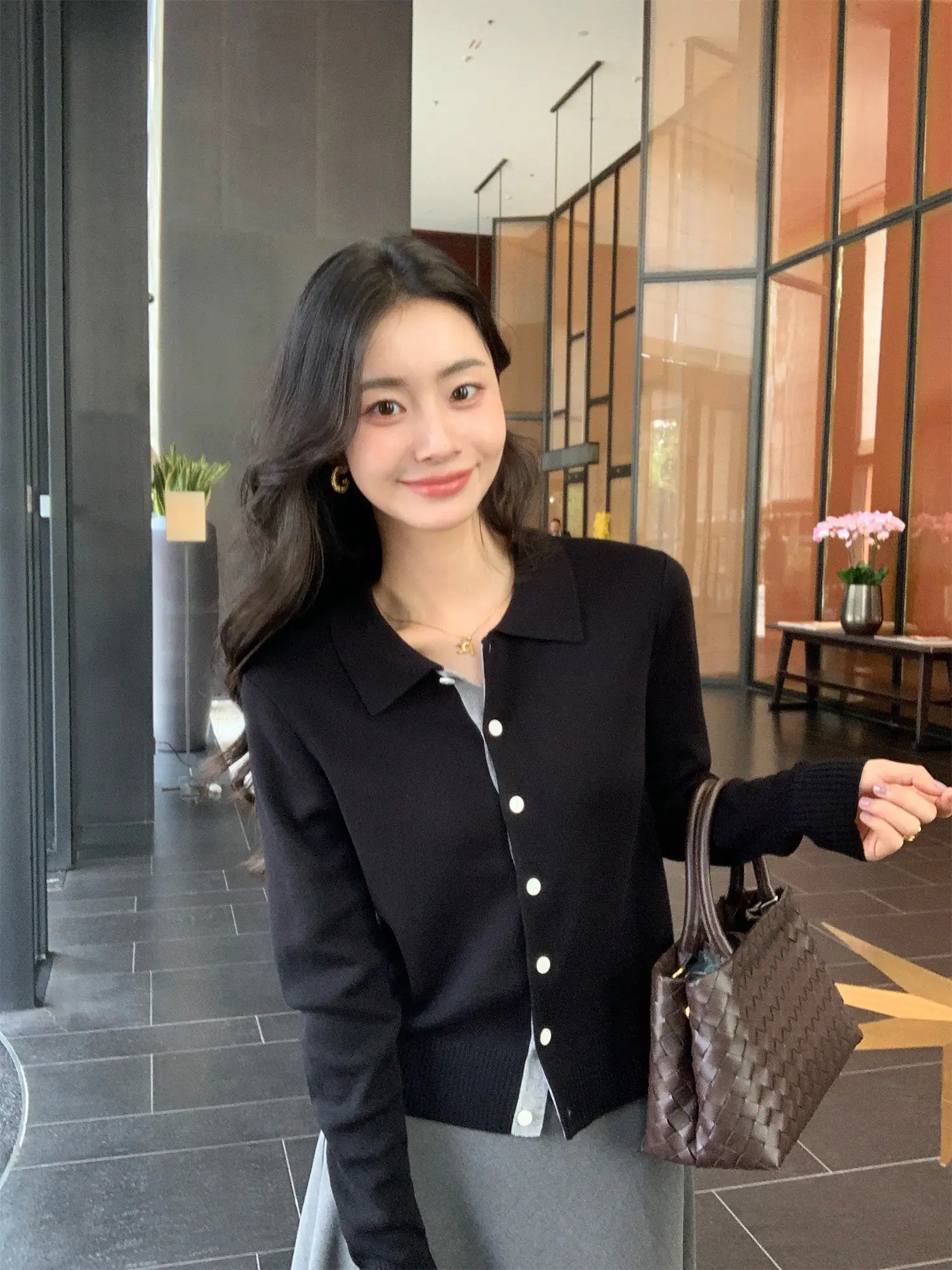 배색 폴로 칼라 가디건 상세 이미지 3