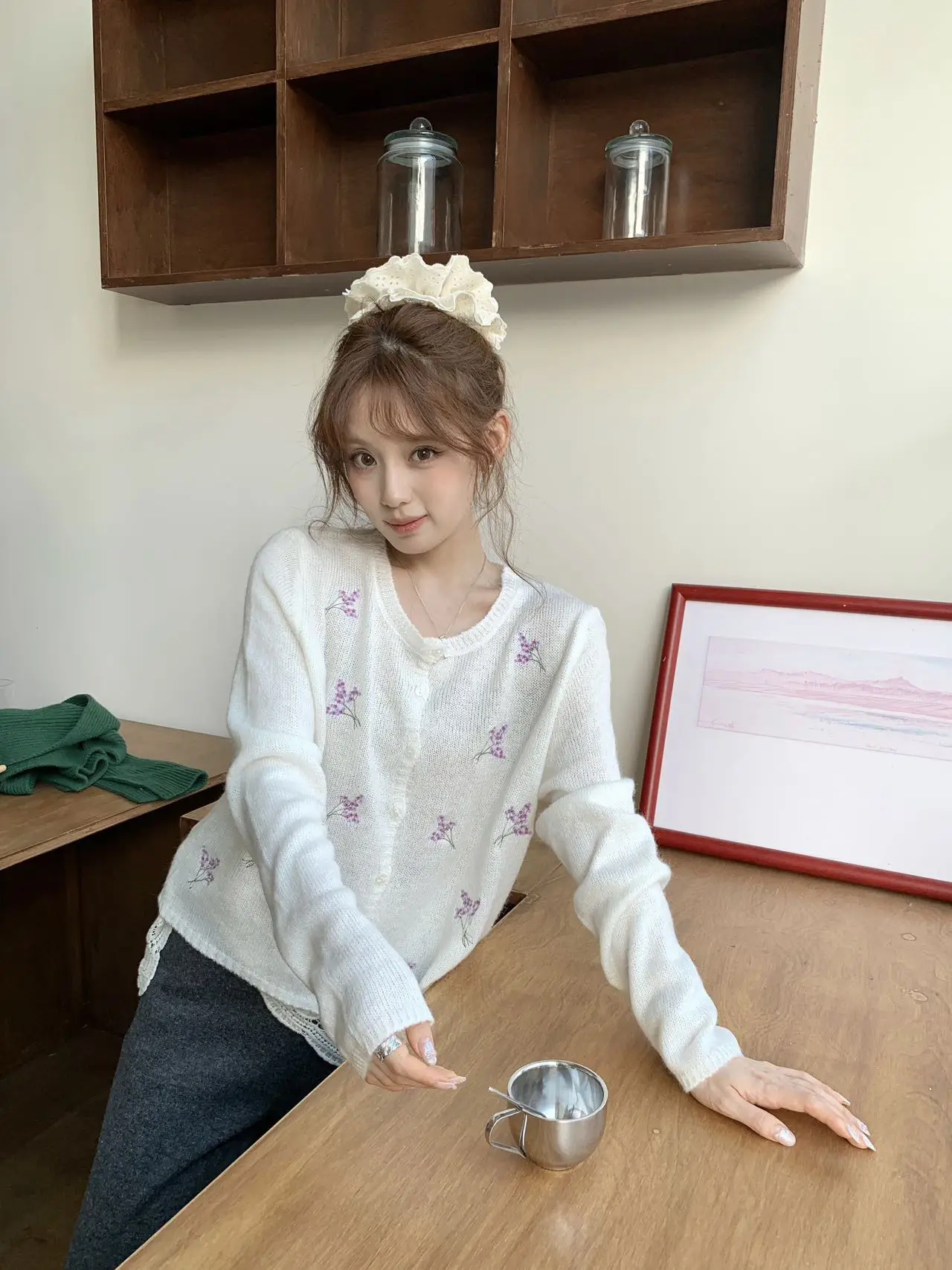 자수 라운드넥 가디건 상세 이미지 3