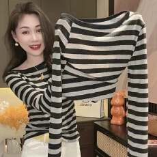 批发韩系简约圆领条纹长袖<b class='q'>T</b><b class='q'>恤</b>女2025秋季新款修身显瘦内搭打底衫上衣