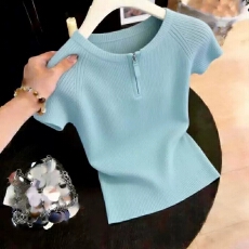 批发夏季短袖大码针织<b class='q'>打底衫</b>女<b class='q'>韩版</b>纯色简约风拉链设计感外穿百搭上衣