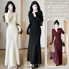 法式气质白色针织连衣裙女秋季2025新款修身性感包臀长款毛衣裙子