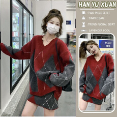 批发圣诞红色毛衣针织连衣裙子女秋冬季2025新款小个子穿搭高级感套装