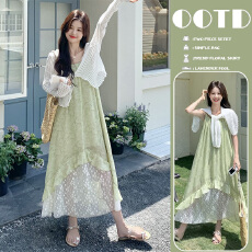 批发现现 2026夏季白色镂空白色开衫+绿色<b class='q'>网纱</b>拼接吊带连衣裙两件套