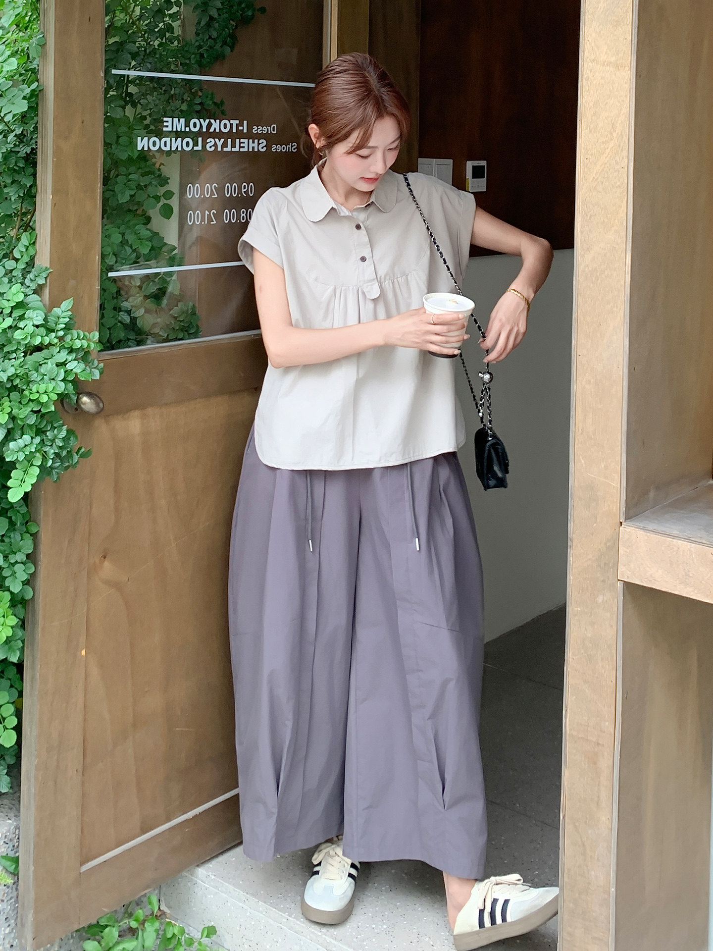 지금 지금 캐주얼 반팔 셔츠 디자인 센스 와이드 레그 팬츠 세트 여름 폭발 루즈핏 슬림해 보이는 임산부 투피스 슈트