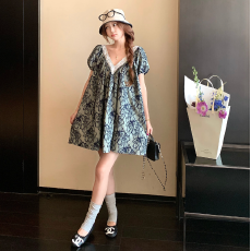現货蕾丝拼接v领短袖连衣裙夏设计感宽松孕妇裙子