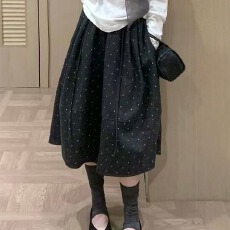 批发現货韩系波点花苞裙赫本风半身裙秋冬新款宽松百搭A字中长孕妇裙