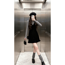 批发新款长袖上衣短裙波点打底衫丝绒背心<b class='q'>连衣裙</b>两件套