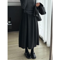 批发2025秋冬新款山羊绒加厚花苞裙女显瘦A字高腰垂感<b class='q'>时尚</b>中长半身裙