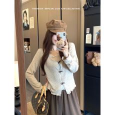 批发<b class='q'>羊绒</b>甜美风蝴蝶结假两件长袖T恤女秋冬减龄休闲显瘦百搭上衣