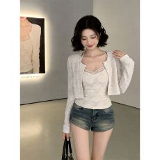 批发甜美蕾丝拼接短款上衣女早春纯欲性感蝴蝶结吊带背心长袖针织开衫