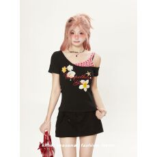 批发40支精棉假两件<b class='q'>格子</b>单肩带短袖T恤女夏季辣妹斜肩显瘦度假风上衣