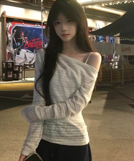 핫걸 스트라이프 비스듬한 어깨 긴팔 자외선 차단 블라우스 여성 여름 새로운 얇은 스타일 오프숄더 몸매 가꾸기 슬림해 보이는 느긋한 바람 맨위