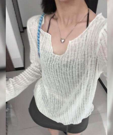 망사 눈꽃 홀로우 아웃 긴팔 V넥 티셔츠 여성 여름 새로운 루즈핏 느긋한 자외선 차단 통기성 블라우스 맨위