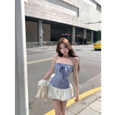 批发韩系温柔风设计感条纹抹胸连衣裙女夏季新款收腰显瘦百搭花苞短裙