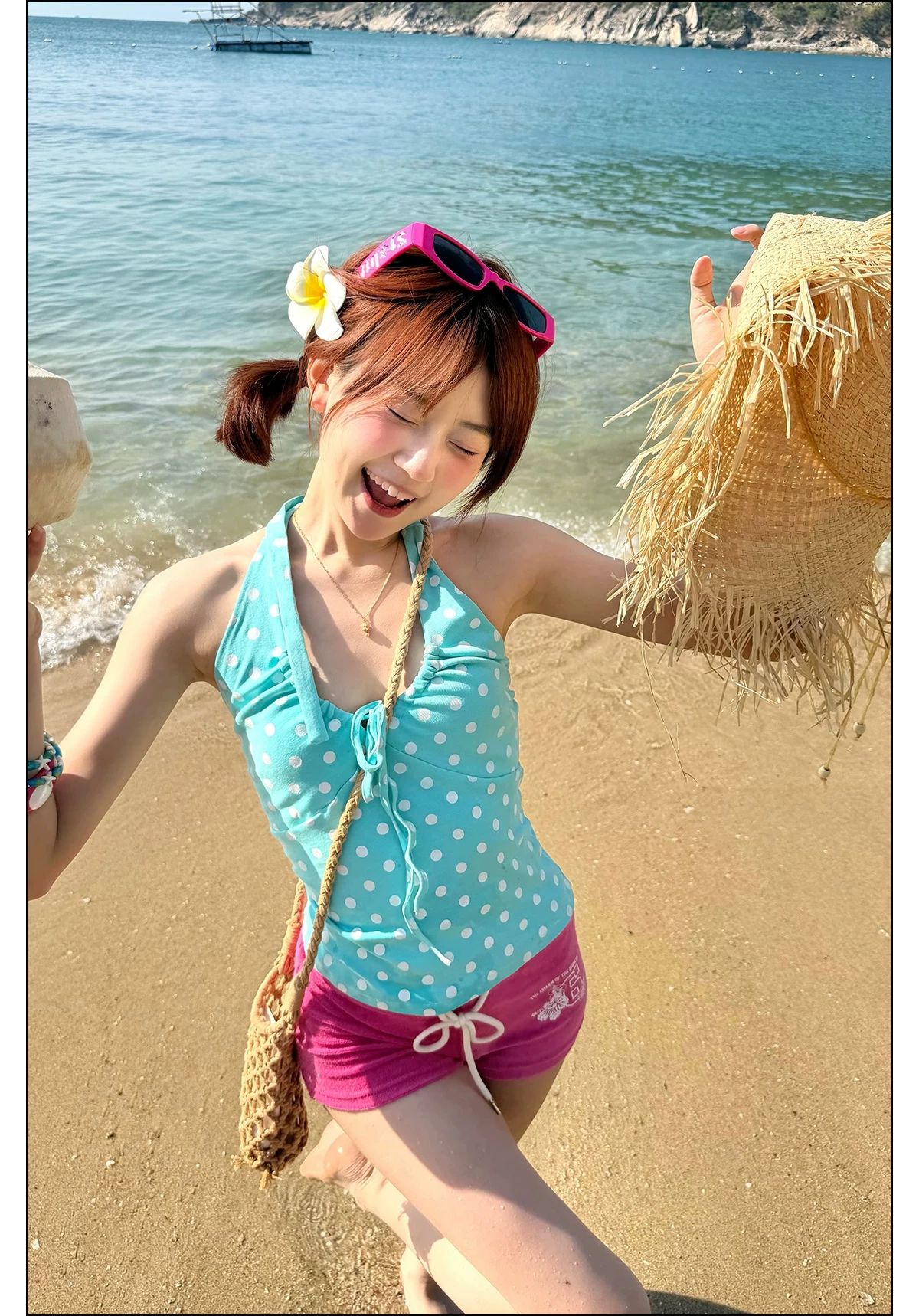 아메리칸 디자인 센스 도트 무늬 행침 목 백리스 조끼 여성 핫걸 여름 몸매 가꾸기 슬림해 보이는 외출용 맨위